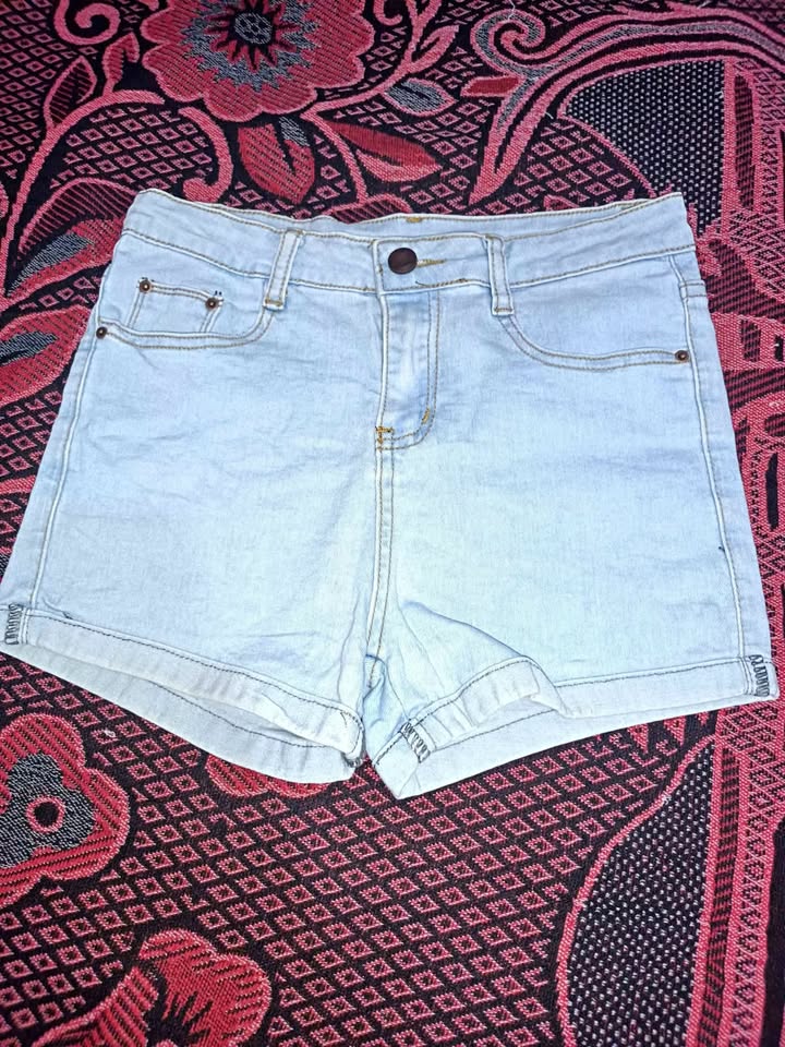  Ukay Short
